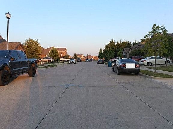 5th image of 2131 Hobby Dr