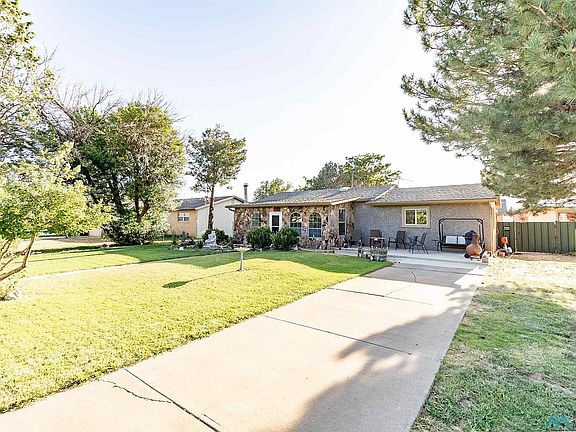 3rd image of 200 Kershner Dr