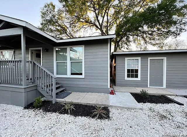115 Plainview Dr
