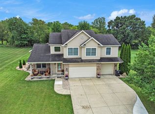 408 Constitution Ave, Brooklyn, MI 49230