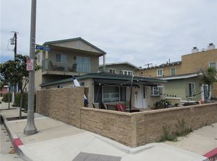 205 42nd St, Newport Beach, CA 92663