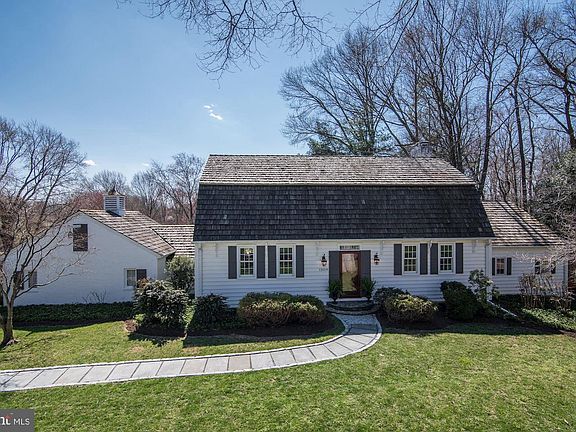 2nd image of 13018 Birdale Ln
