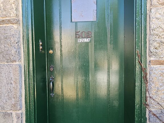 2nd image of 502 S Pleasant Pl #1
