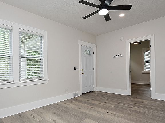 5th image of 2025 N 50th St