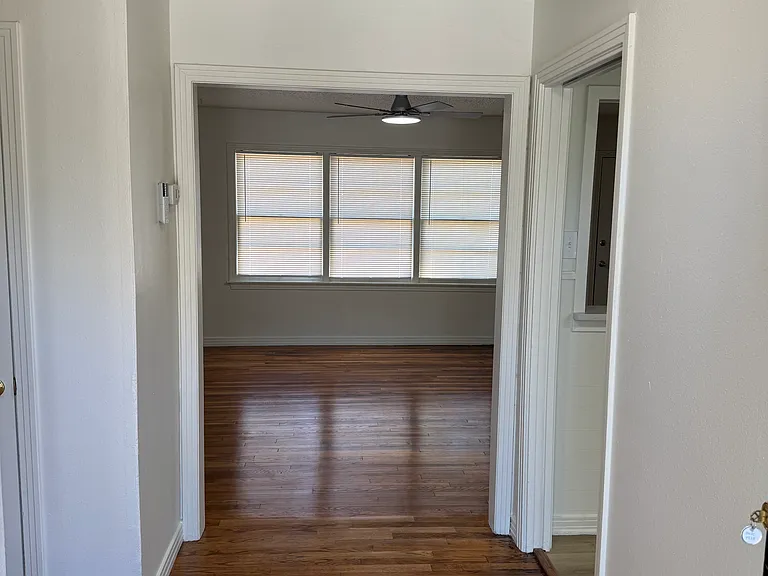 3603 33rd St — Photo 17