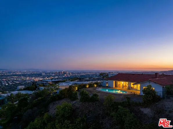 9323 Nightingale Dr, Los Angeles, CA 90069