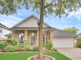 10105 Hidden Falls Dr, Pearland, TX 77584