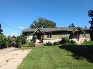 4191 Maple St, Dorr, MI 49323