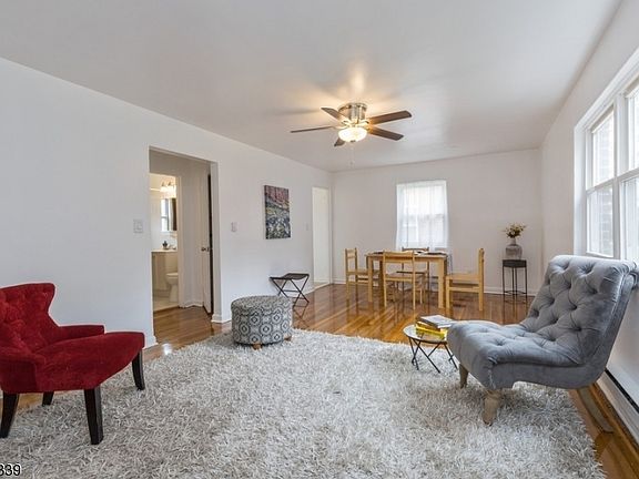 2nd image of 138 Lincoln St APT A8