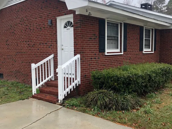 327 Pinecliff Dr, Wilmington, NC 28409