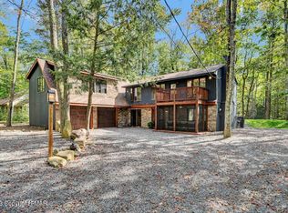 4194 Hemlock Trl, Pocono Pines, PA 18350