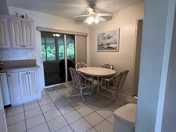 5th image of 4803 NW 48th Avenue