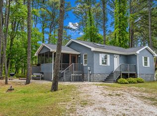 5387 Oak Dr, Chincoteague Island, VA 23336