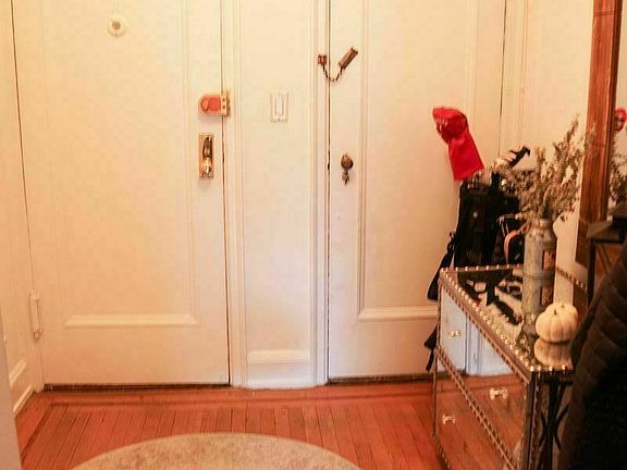 5th image of 41 W 72nd St APT 8B