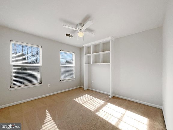 5th image of 6034 Fincastle Dr