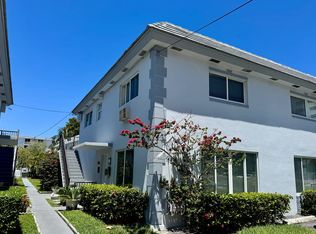 7516 E Treasure Dr #1, North Bay Village, FL 33141