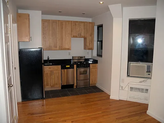 Rented by Gallery Real Estate Group, LLC | media 24