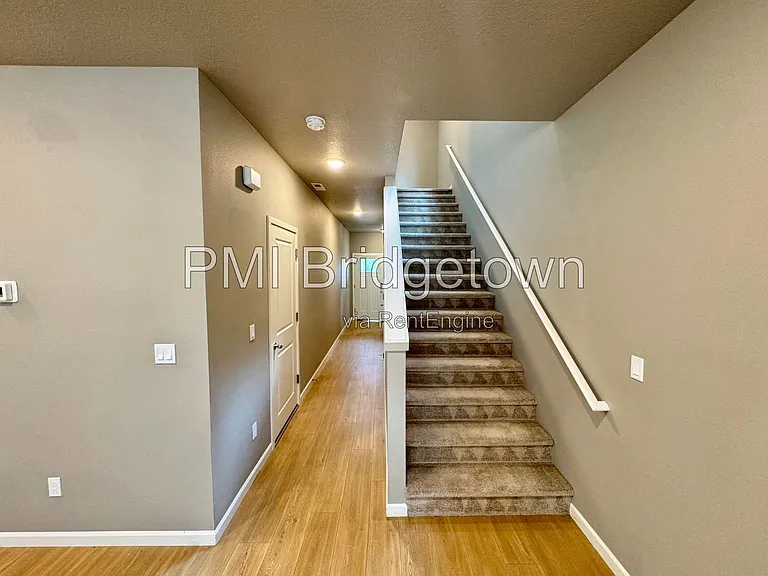 3715 SW 190th Ter — Photo 8
