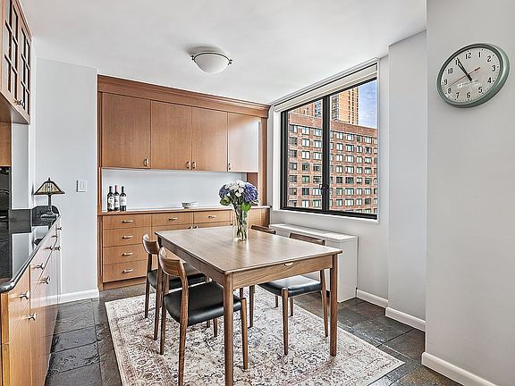 2nd image of 300 E 54th St APT 25J