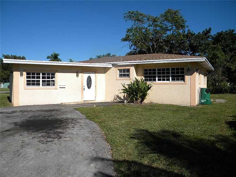1st image of 19551 NW 1st Pl