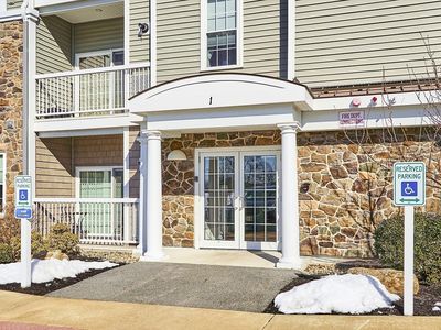 1 Francis Dr APT 401, Andover, MA, 01810