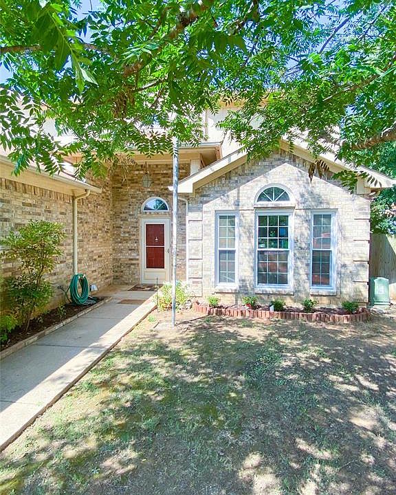 1st image of 2103 E Greenspoint Ct