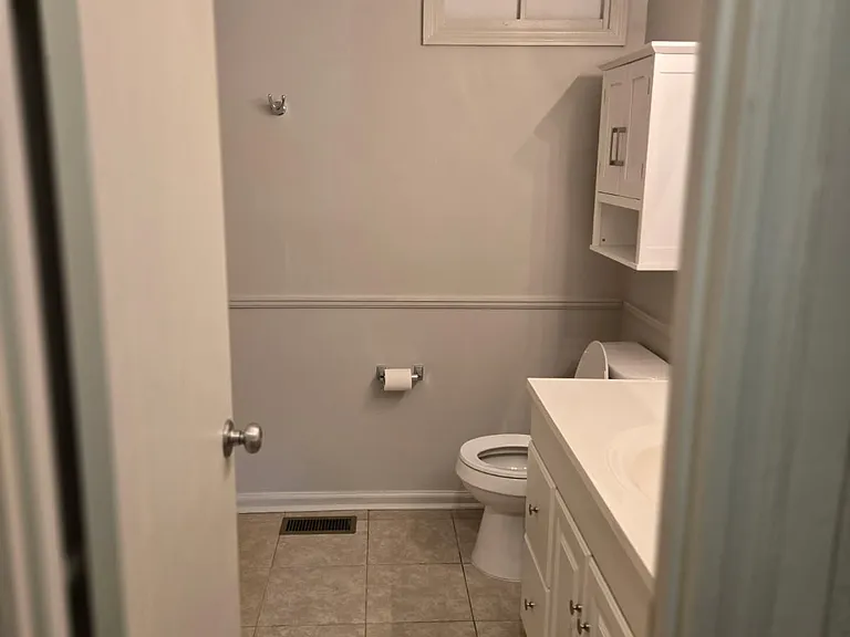 25 E North St — Photo 8