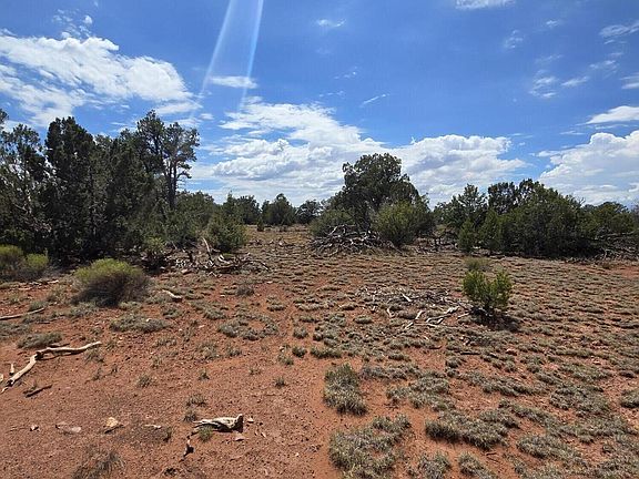 2nd image of 2260 S Kaibab Rd