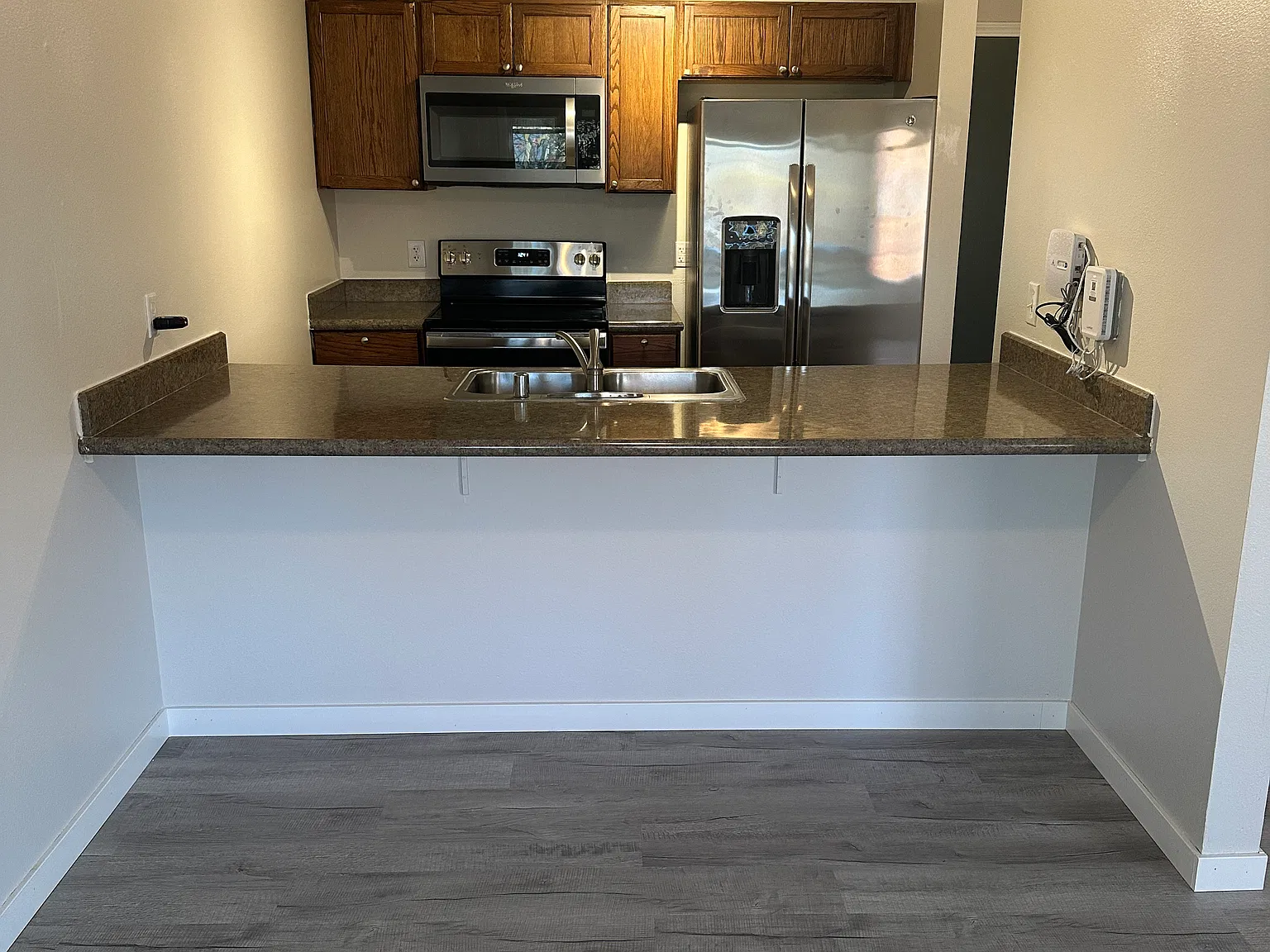 2 bed, 962 sqft, $2,500 — Photo 2