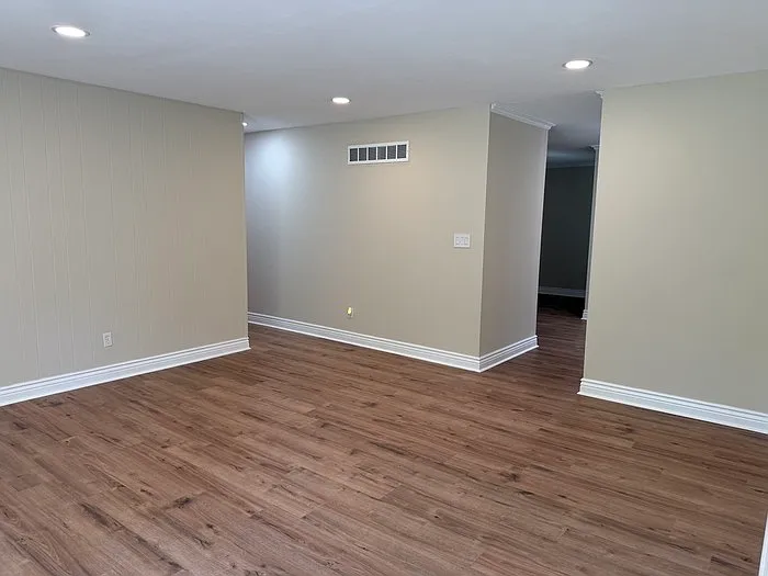 318 Wildforest Dr — Photo 8