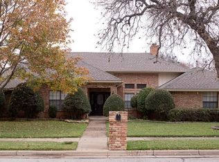 7105 Lake Louise Dr, Arlington, TX 76016