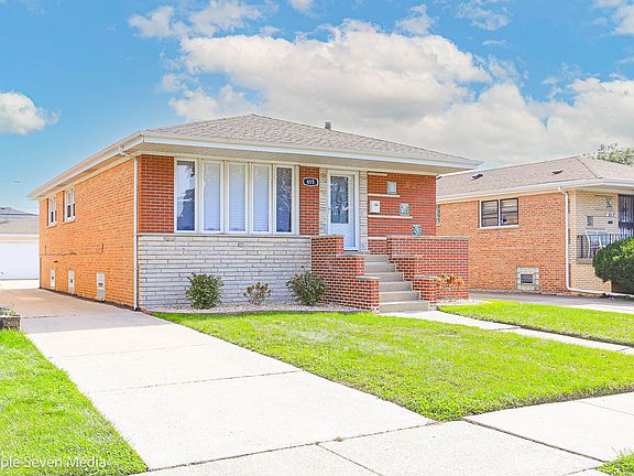 3rd image of 615 Saginaw Ave