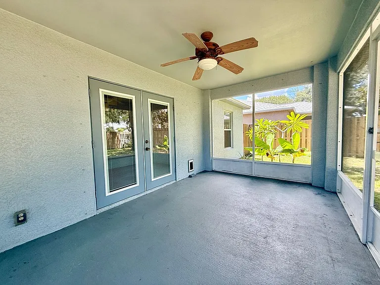4010 Wilkes Dr — Photo 11