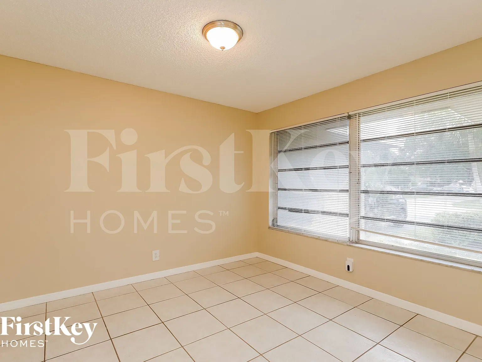 3 bed, 2.0 bath, 2166 sqft, $3,635 — Photo 4