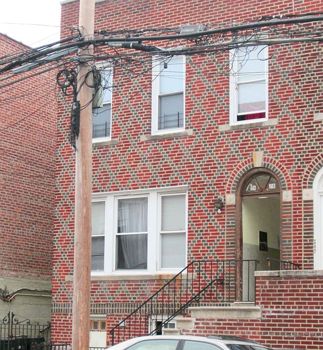 Building Photo 3