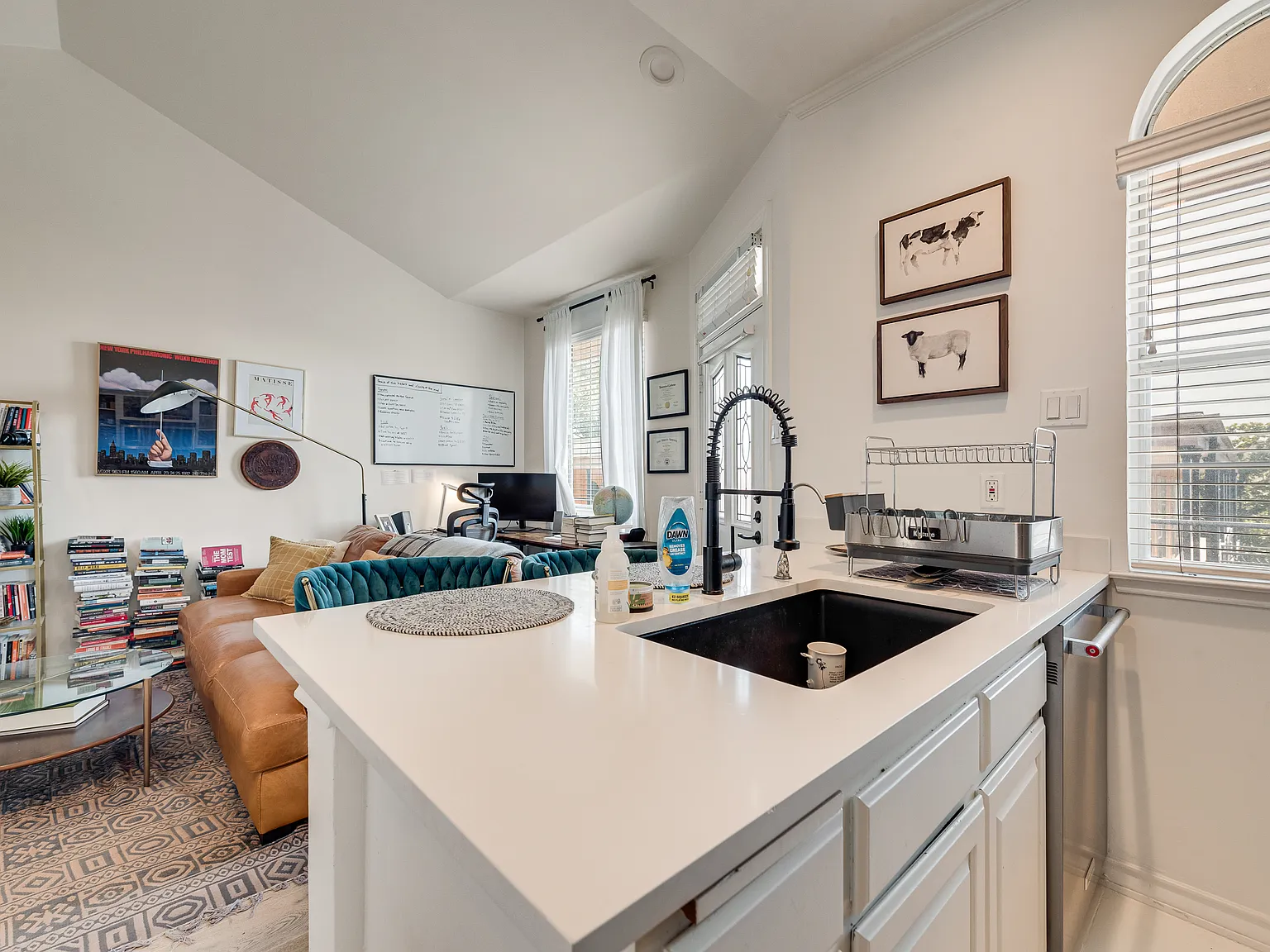 1 bed, 574 sqft, $1,450 — Photo 4