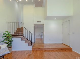 27528 Rondell St, Agoura Hills, CA 91301