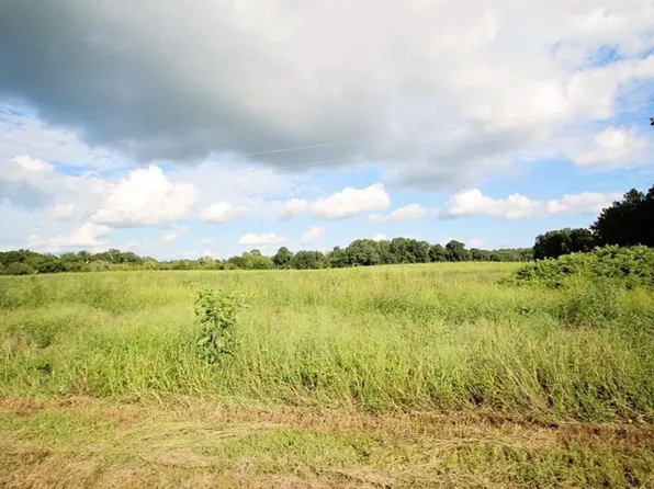 1647 Three Island Rd, Walling, TN 38587