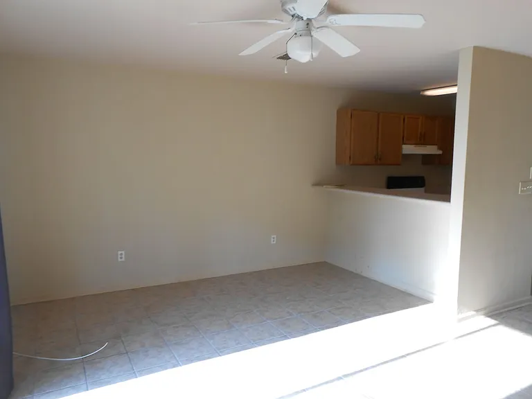 1909 E Bellevue Way — Photo 5