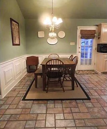 4th image of 18608 Red Oak Dr