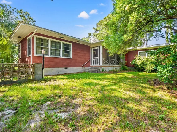 506 28th Ave. N, Myrtle Beach, SC 29577