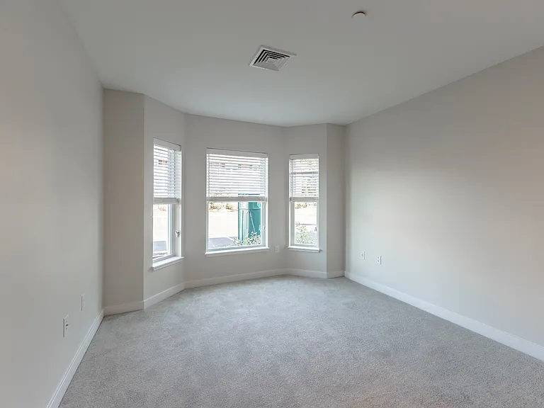 Princeton Dover Apartments — Photo 39