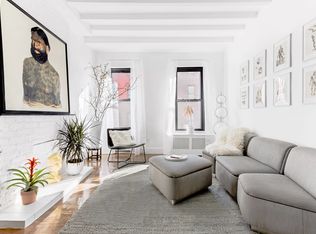 431 W 54th St APT 4B, Manhattan, NY 10019