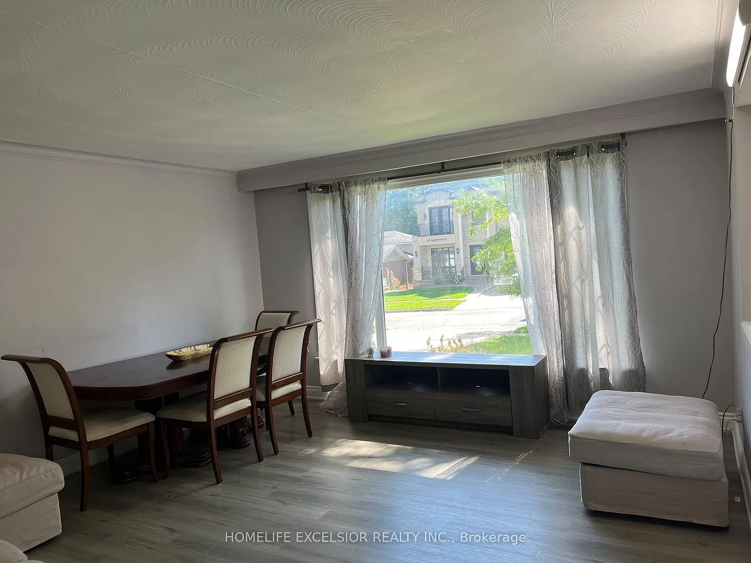3 bed, $2,600 — Photo 3