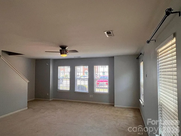 9505 Drains Bay Ct — Photo 6
