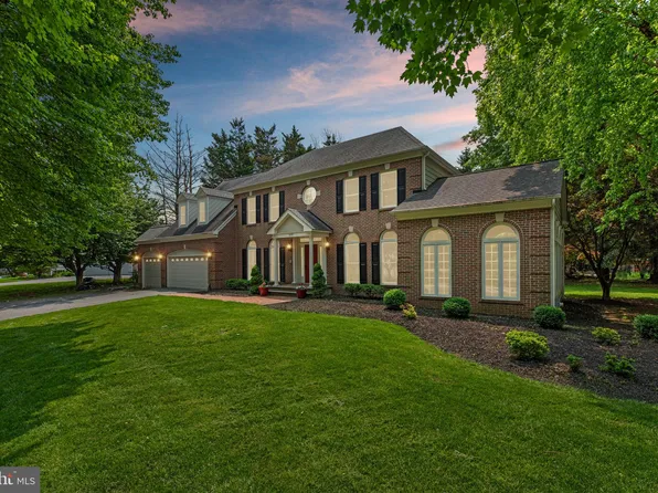 12119 Faulkner Dr, Owings Mills, MD 21117