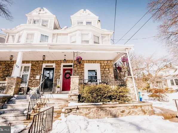 6330 Newtown Ave, Philadelphia, PA 19111