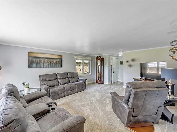 4th image of 1200 Mount Mary Dr