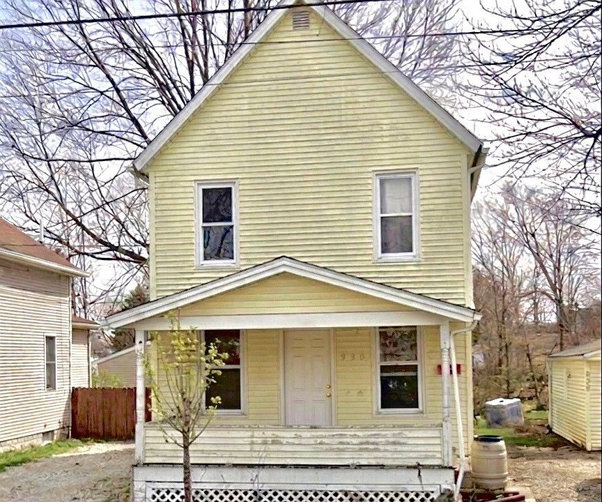 1st image of 938 Walnut St