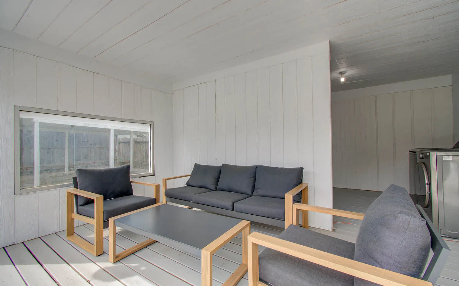 3 bed, 2.0 bath, 1797 sqft, $4,156 — Photo 1